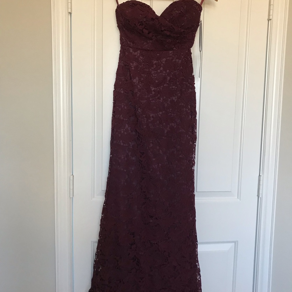 Lulus fitted, strapless wine colored dress